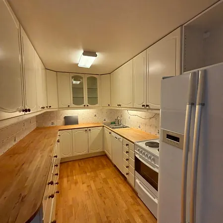 Sentralt I Baerum * Sandvika (Baerum)